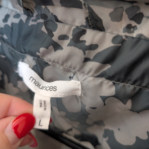 Maurices Dark Green Floral Utility Jacket - Picture 2 of 9